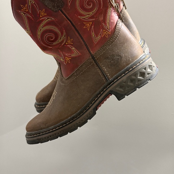 Georgia Boot Brown and Red Embroidered Boots - Picture 15 of 16